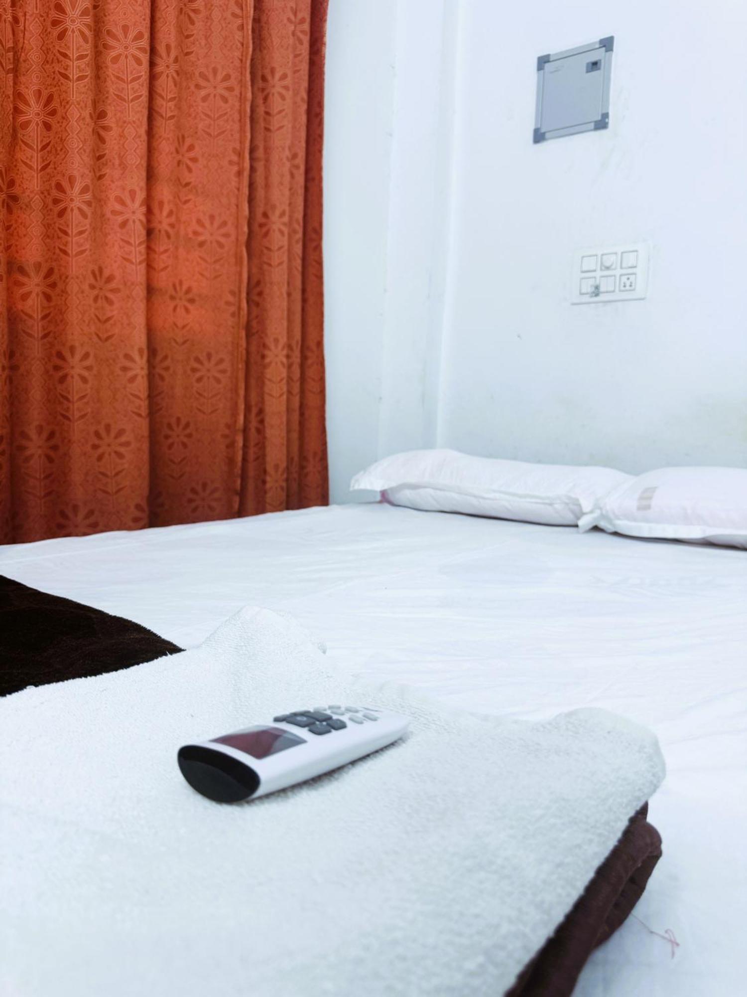 Vcs Apartments Parassinikadavu Parassinikkadavu Dış mekan fotoğraf